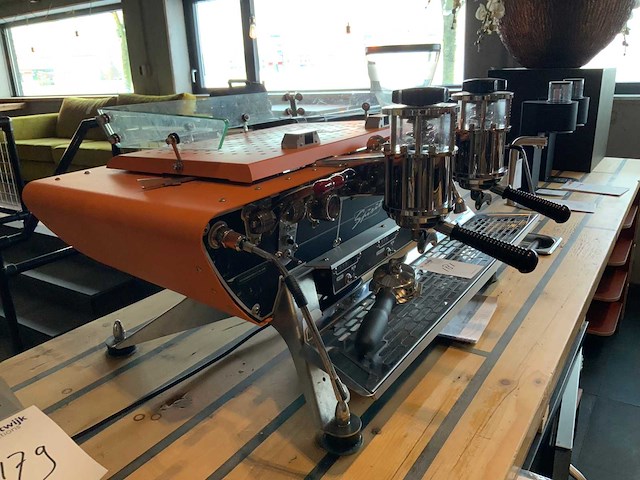 Kees van der westen - spirit 2-groeps - espresso machine - afbeelding 8 van  15