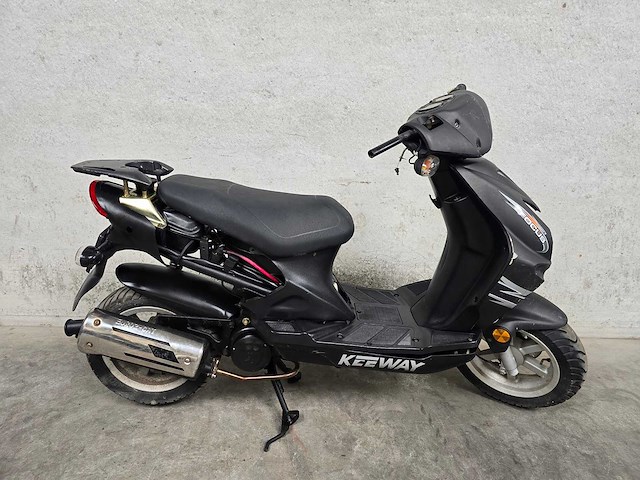 Keeway - snorscooter - f-act - 25km uitvoering db805j - afbeelding 2 van  7