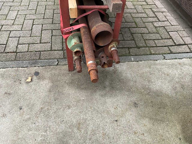 Kefdrill 62 mobiele boorinstallatie - afbeelding 24 van  28