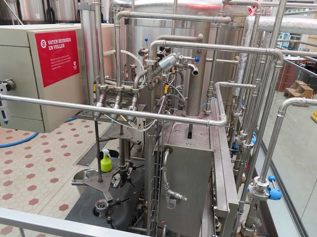 Keg-technik - 2011 - micromat m 2/2-b - fusten vul- en reinigingsmachine - afbeelding 3 van  12