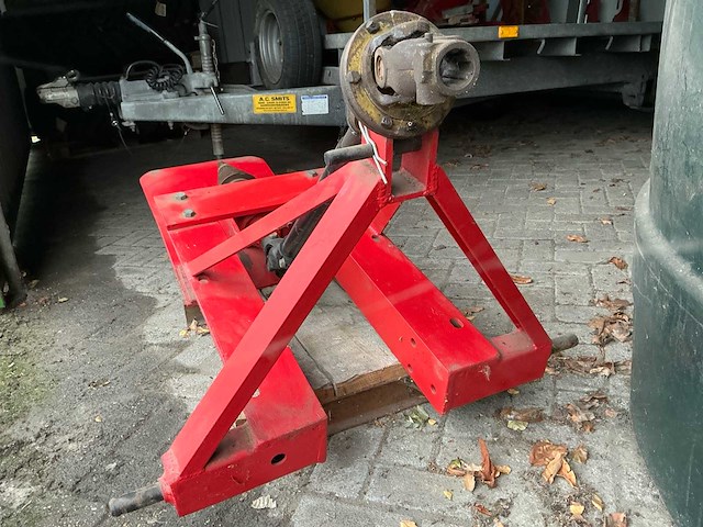 Kegelhoutklover met pto-aandrijving – ø125 × 210 mm – driepuntsophanging - afbeelding 7 van  8