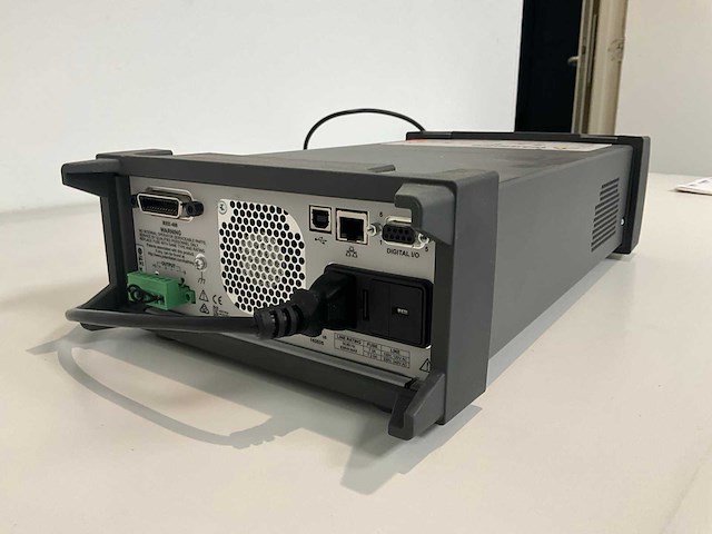 Keithley 2281s-20-6 batterijtester - afbeelding 3 van  5