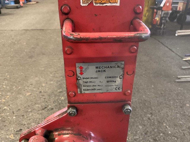 Kelderwinde / dommekracht (2x) - afbeelding 10 van  11