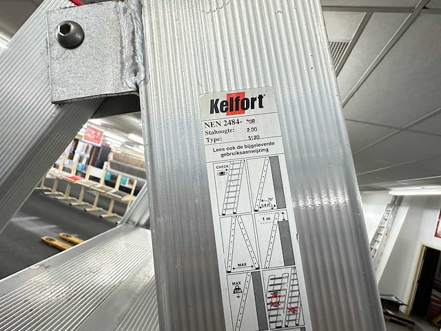 Kelfort - 3120 - uitzettrap - afbeelding 3 van  3