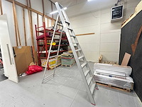 Kelfort - 3120 - uitzettrap - afbeelding 1 van  4