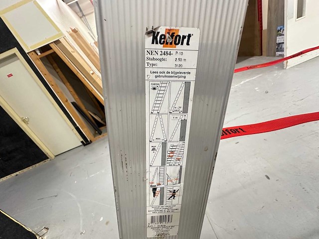 Kelfort - 3120 - uitzettrap - afbeelding 2 van  4