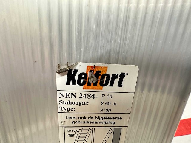 Kelfort - 3120 - uitzettrap - afbeelding 3 van  4