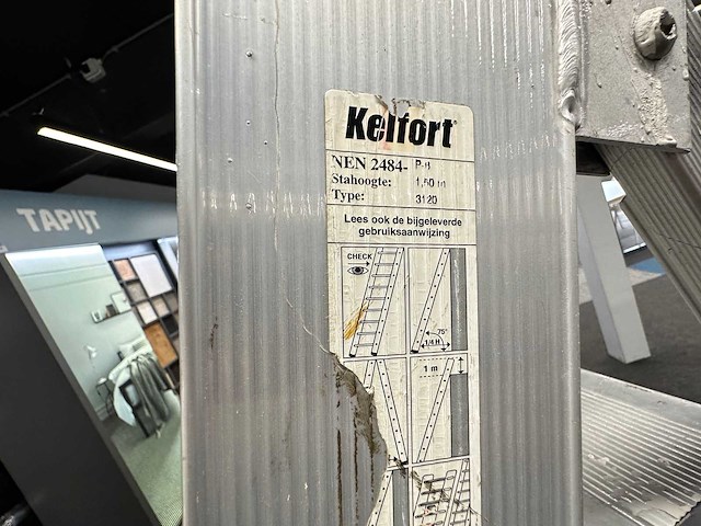 Kelfort - 3120 - uitzettrap - afbeelding 2 van  3