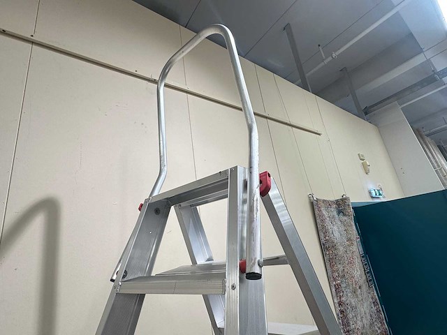 Kelfort - 3220 - uitzettrap - afbeelding 2 van  3