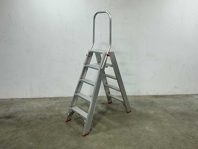 Kelfort - uitzettrap - afbeelding 1 van  2