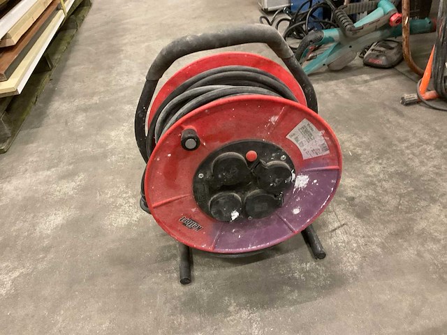 Kelfort kabelhaspel - afbeelding 1 van  1