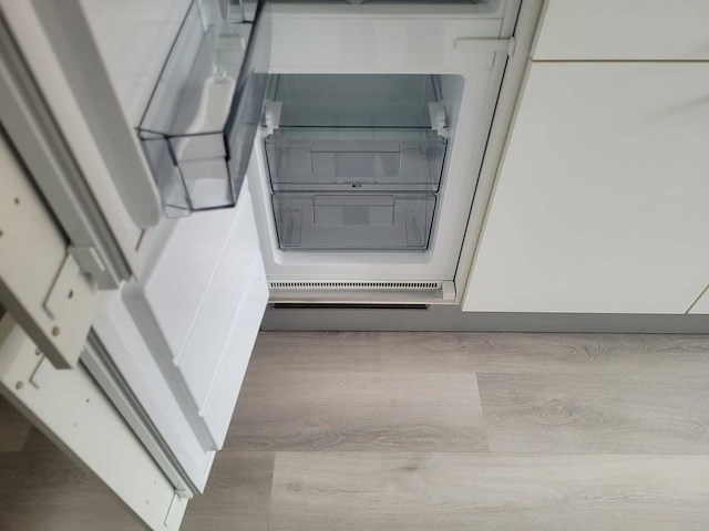 Keller - keuken met aeg/pelgrim apparatuur - afbeelding 9 van  18