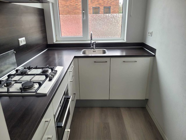 Keller - keuken met aeg/pelgrim apparatuur - afbeelding 14 van  18