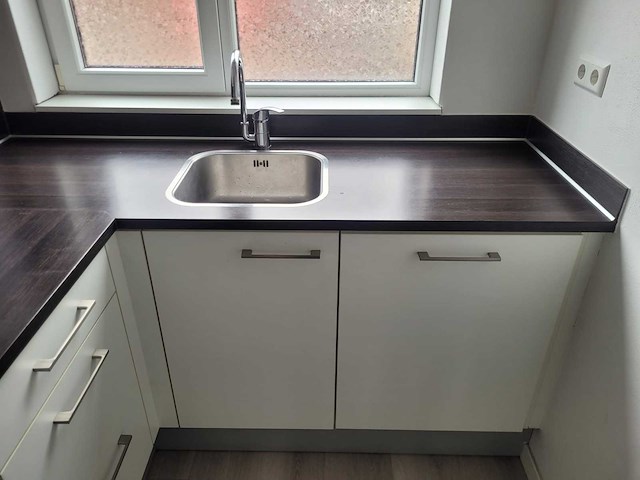 Keller - keuken met aeg/pelgrim apparatuur - afbeelding 15 van  18