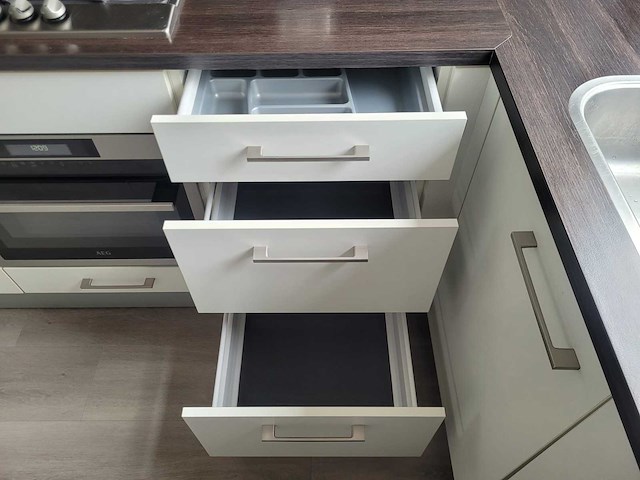 Keller - keuken met aeg/pelgrim apparatuur - afbeelding 18 van  18