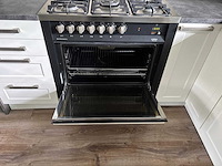 Keller - keuken met apparatuur - afbeelding 1 van  4