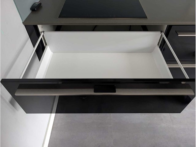 Keller - keuken met bauknecht apparatuur - afbeelding 21 van  26