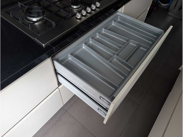 Keller - keuken met pelgrim apparatuur - afbeelding 7 van  43