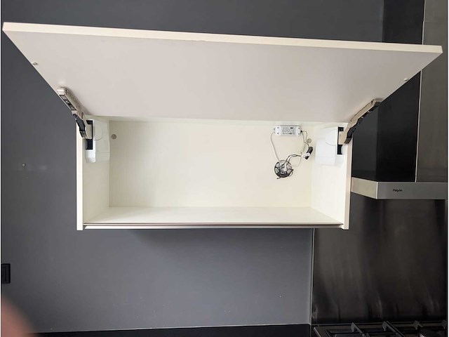 Keller - keuken met pelgrim apparatuur - afbeelding 33 van  43