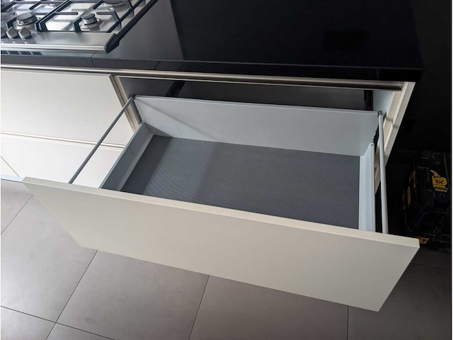 Keller - keuken met pelgrim apparatuur - afbeelding 14 van  43