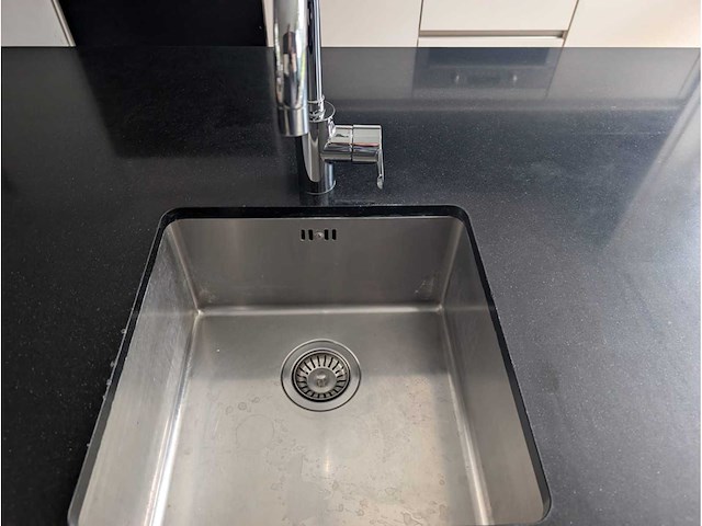 Keller - keuken met pelgrim apparatuur - afbeelding 41 van  43