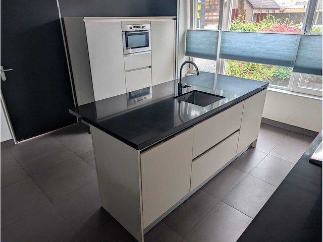Keller - keuken met pelgrim apparatuur - afbeelding 4 van  11