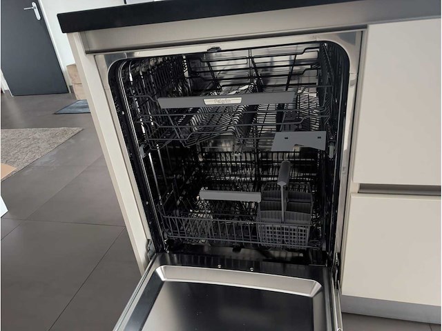 Keller - keuken met pelgrim apparatuur - afbeelding 8 van  11