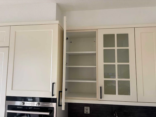 Keller - keuken met siemens apparatuur - afbeelding 5 van  16