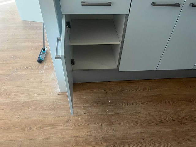 Keller - keuken - afbeelding 8 van  27