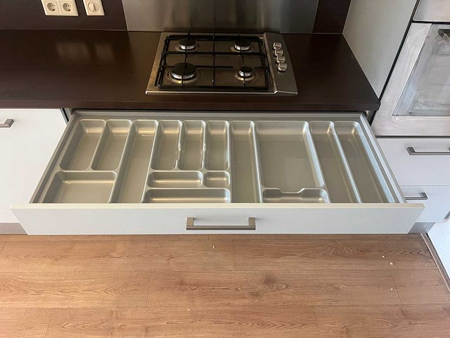 Keller - keuken - afbeelding 13 van  27