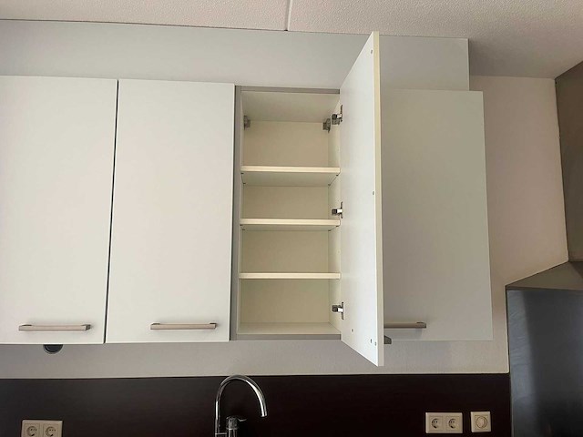 Keller - keuken - afbeelding 24 van  27