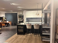 Keller - showroomkeuken met apparatuur - afbeelding 7 van  20
