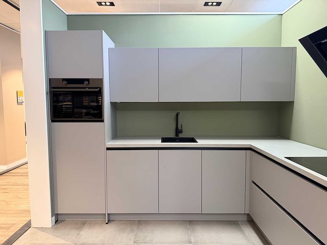 Keller - showroomkeuken met atag apparatuur - afbeelding 23 van  40