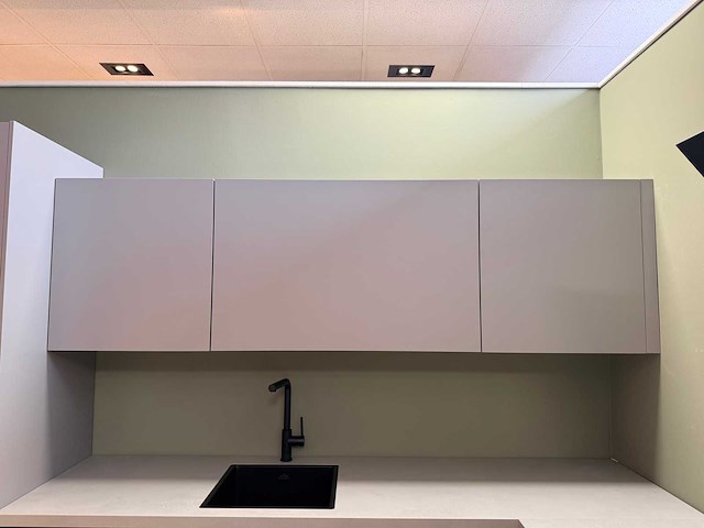 Keller - showroomkeuken met atag apparatuur - afbeelding 29 van  38