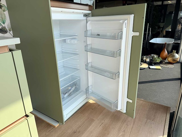 Keller - showroomkeuken met etna apparatuur - afbeelding 11 van  25