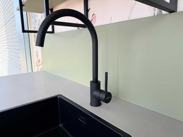 Keller - showroomkeuken met etna apparatuur - afbeelding 24 van  25