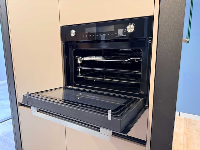 Keller - showroomkeuken met etna/pelgrim apparatuur - afbeelding 37 van  41