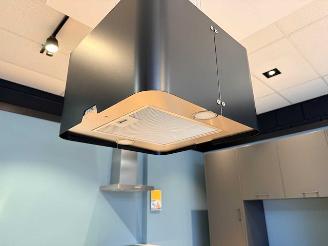 Keller - showroomkeuken met etna/pelgrim apparatuur - afbeelding 7 van  40