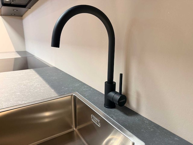 Keller - showroomkeuken met pelgrim apparatuur - afbeelding 25 van  34