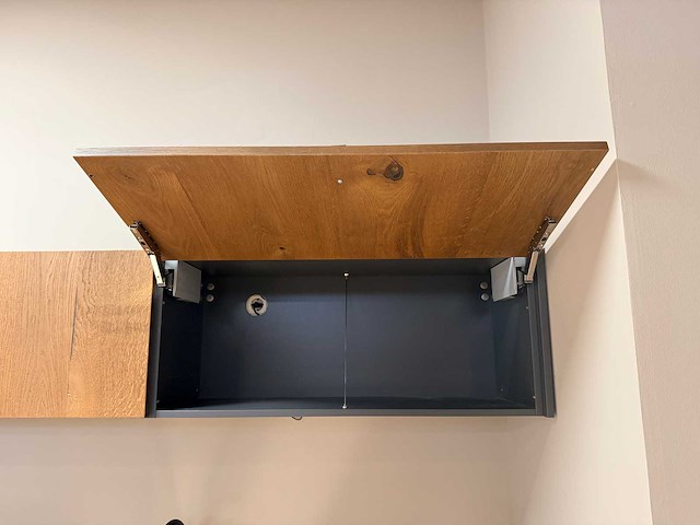 Keller - showroomkeuken met pelgrim apparatuur - afbeelding 31 van  34