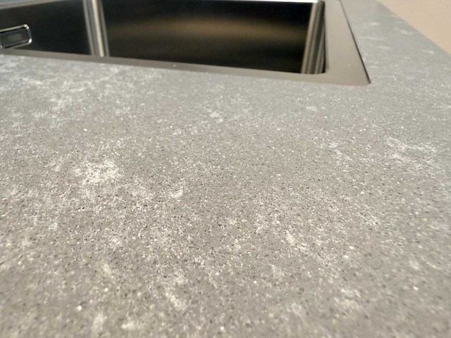 Keller - showroomkeuken met pelgrim apparatuur - afbeelding 32 van  34