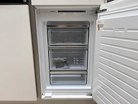 Keller - showroomkeuken met siemens apparatuur - afbeelding 8 van  37