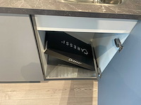 Keller - showroomkeuken met siemens studioline apparatuur - afbeelding 6 van  27
