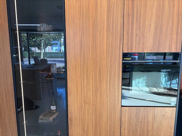 Keller bolton ribbonwood marine blauw/walnoot - showroom keuken - afbeelding 6 van  17
