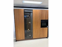 Keller bolton ribbonwood marine blauw/walnoot - showroom keuken - afbeelding 13 van  17