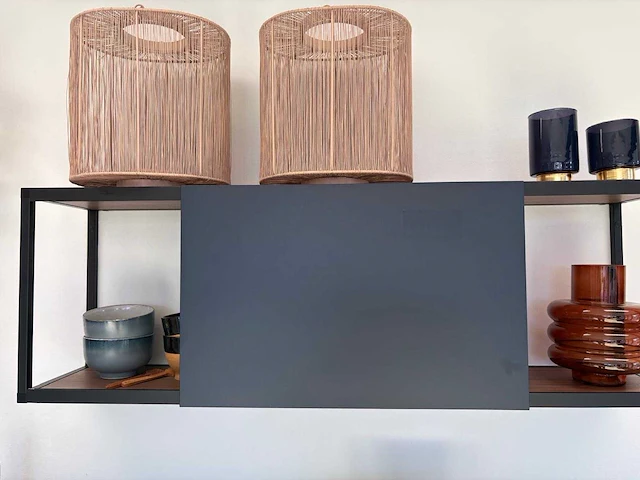 Keller bolton ribbonwood marine blauw/walnoot - showroom keuken - afbeelding 14 van  17