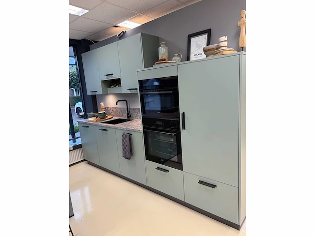 Keller bolton saliegroen - showroom keuken - afbeelding 9 van  14