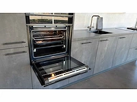 Keller bolton zwart metaal verticaal - showroom keuken - afbeelding 2 van  14