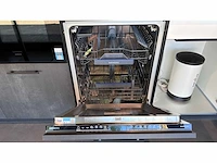 Keller bolton zwart metaal verticaal - showroom keuken - afbeelding 13 van  14