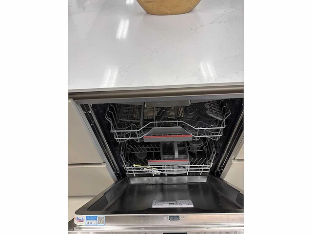 Keller bolton/elba sesam bronziet - showroom keuken - afbeelding 9 van  15